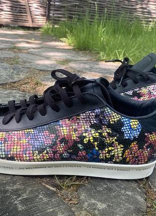 Чоловічі кросівки adidas з яскравим принтом розмір 45 нові