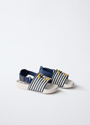 Летние резиновые шлепанцы zara оригинал!