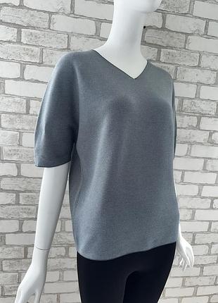 Uniqlo оригинальная женская футболка!