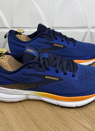 Оригінальні кросівки brooks trace 3
