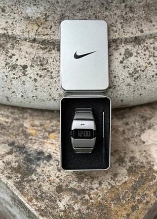 Часы nike triax d-line