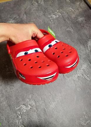 Crocs mcqueen 2