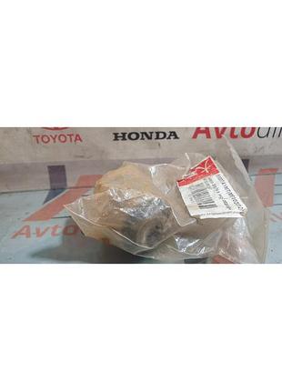 Сайлентблок заднего поперечного рычага j55007aymt mitsubishi carisma
