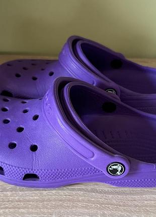 Шлепанцы crocs 2