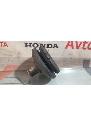 Втулки задньої подушки амортизатора mr910783 mitsubishi carisma
