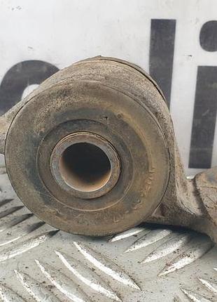 Сайлентблок переднего нижнего рычага левый 51396st3e00 honda civic 6mb дорестайл