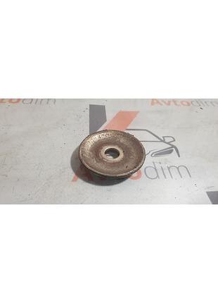 Шайба кріплення амортизатора зад mb242360 mitsubishi carisma