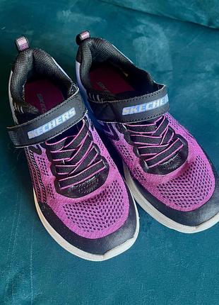 Кросівки skechers для дівчини 33 розмір