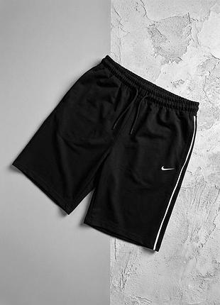 Чоловічі шорти nike чорні