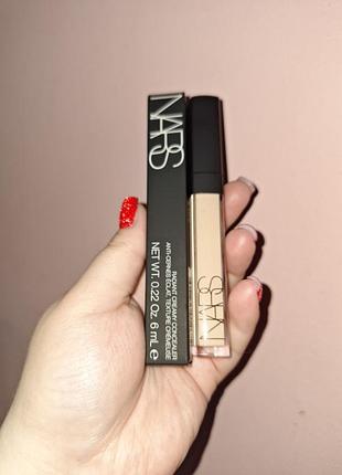 Nars cosmetics
radiant creamy concealer,l 2.75