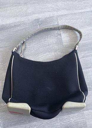 Вінтажна жіноча сумка prada