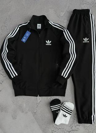 Спортивний костюм adidas