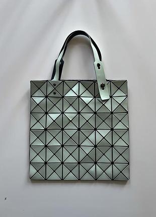 Issey miyake: aglint, mint bao bao bag