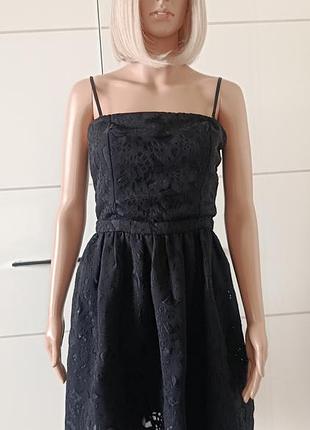 Сукня коротка