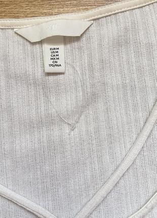 Білий лонгслів в рубчик h&m 5