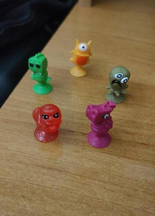 Stikeez стикиз фигурки-присоски от сольпо