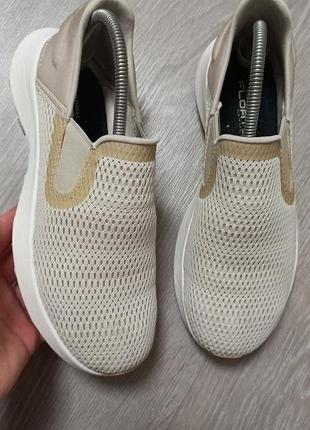 Женские кроссовки merrell