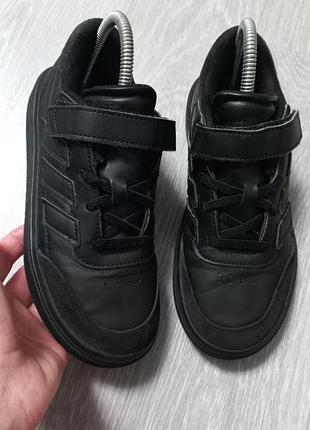 Кроссовки для мальчика adidas