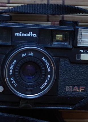 Фотоаппарат minolta hi-matic af rokkor 2.8 38mm и кофр