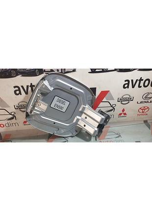 Лючок бензобака сірий 5940a226 mitsubishi outlander 3 2012-2015