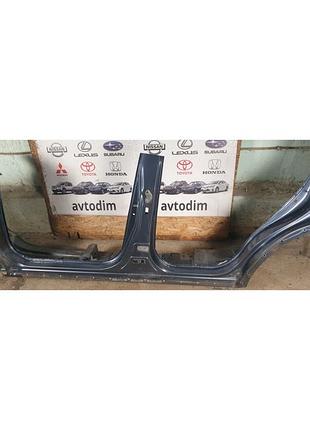 Стойкая кузова центральная левая темно-синяя fc20 6131242040 toyota rav4 iv 2013-2018