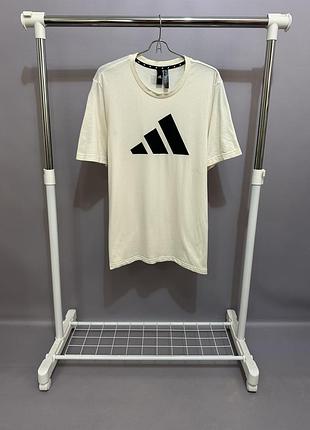 Футболка adidas
