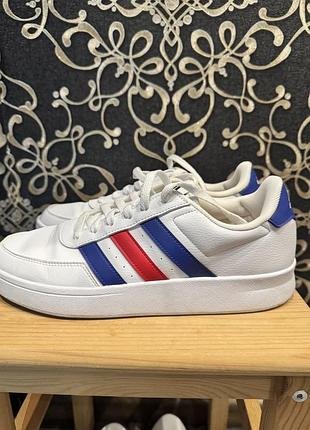Кросівки adidas 2