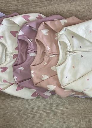 Маленькі чоловічки для найбільших скарбів 🤍🧸 ідеальні для щоденних обіймів, сну і перших відкриттів малюка 👶🏻💫 розмір:3-6 місяці 8 кг