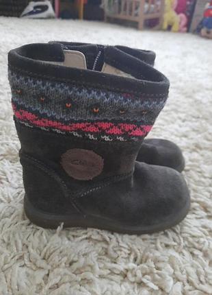 Чобітки clarks
