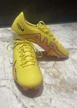 Бутси футбольні nike mercurial