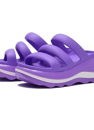 Шлепанцы crocs mega crush triple strap