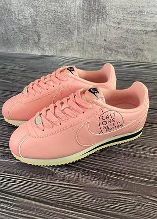 Кроссовки nike