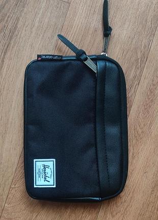 Herschel / travel / дорожная сумочка для документов и других мелочей /