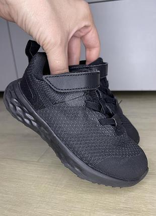 Кросівки для хлопчика nike revolution