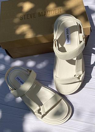 Шкіряні жіночі сандалі steve madden, розмір 38/39