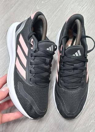 Фирменные женские кроссовки adidas
