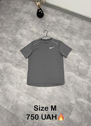 Футболка nike dri-fit men’s