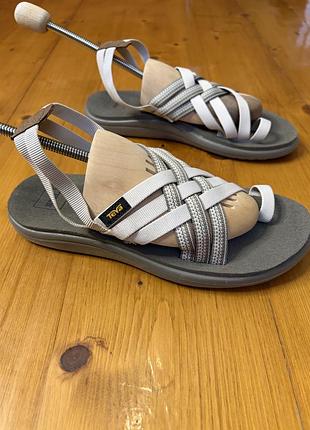 Teva оригінал спортивні босоніжки