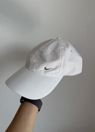 Чоловіча кепка nike біла оригінал