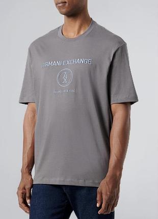 Нова футболка armani exchange m regular+ stacked logo