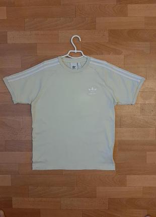 Футболка в идеальном состоянии.