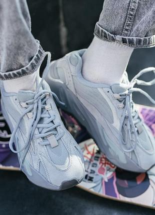 Addas yezy boost700 v2 hospital blue