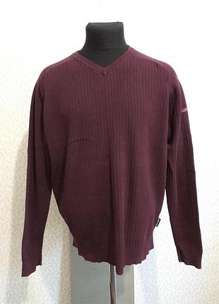 Пуловер.