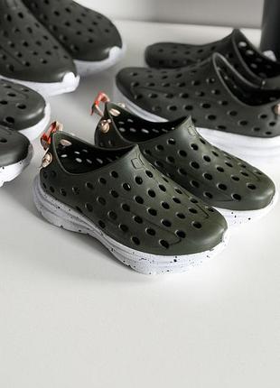 Слипоны >кроссовки kane footwear revive kids discontinuld green