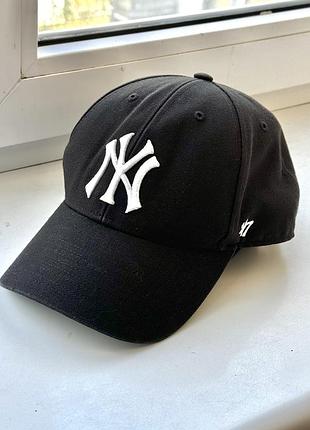 Кепка yankees чорна