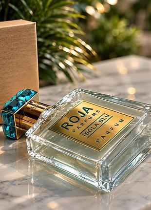 Roja parfums isola blu