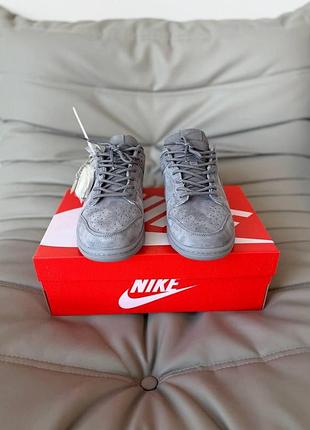 Nike sb dunk low x supreme grey 4