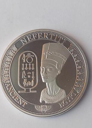 Египетская монета niffertiti