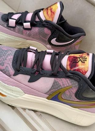 Кросівки nike kyrie 8, розмір 38