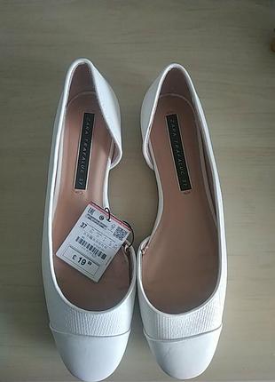 Балетки "zara".